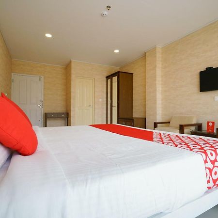 Heaven Gardens Hotel Kochi Екстериор снимка